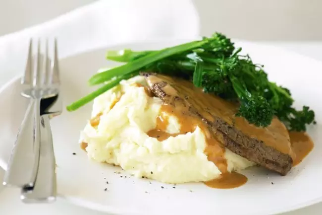 Taste Recipes Malta - Steak Diane with horseradish mash
